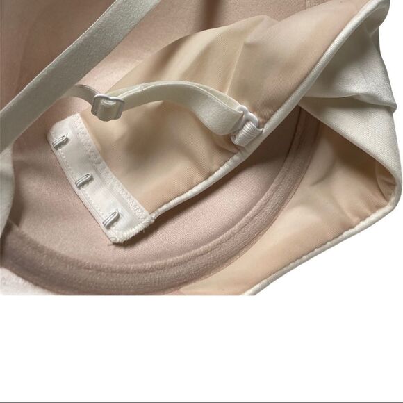 AUDEN Convertible Bra,36 A, wired, strapless - Picture 12 of 15